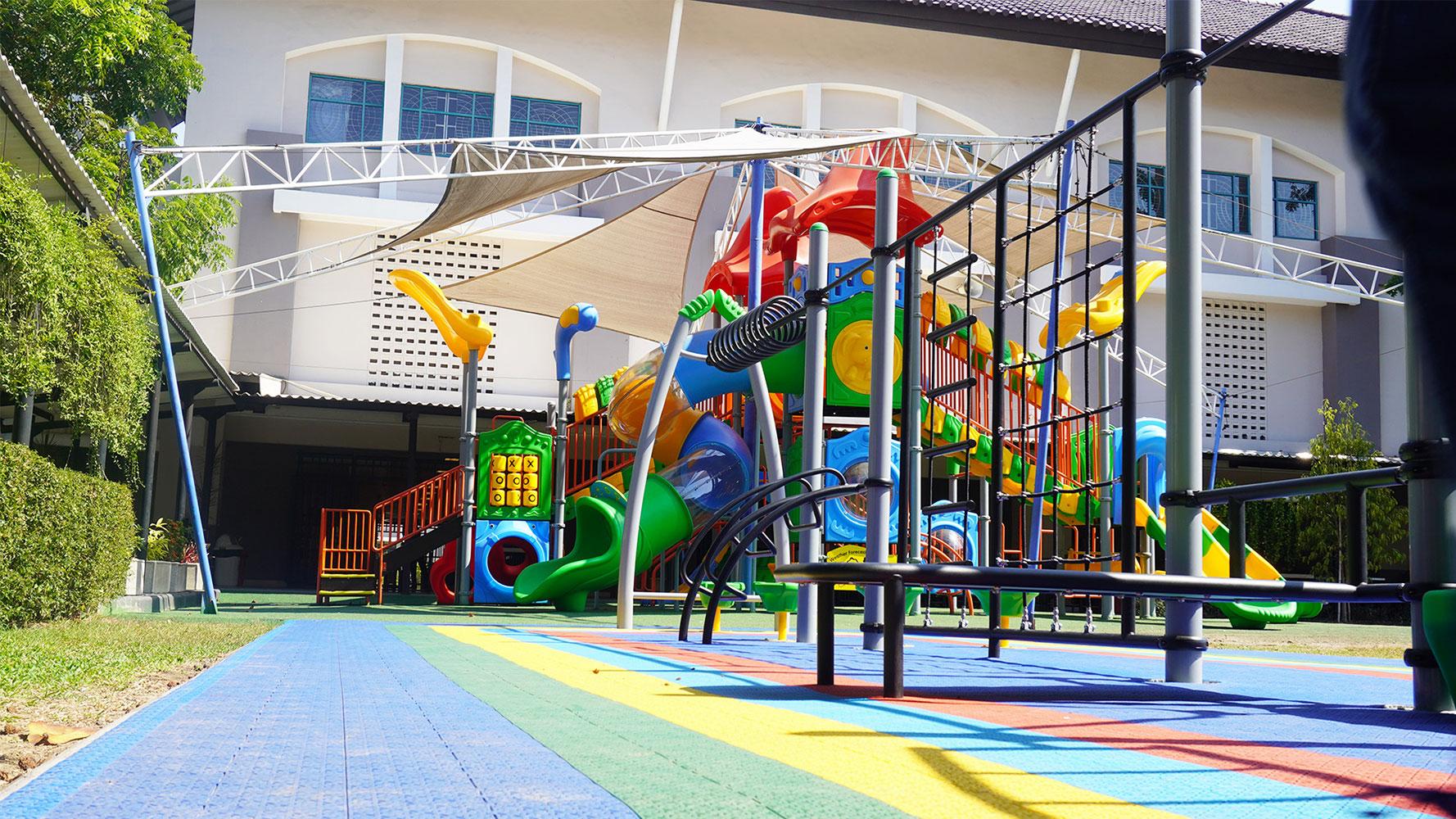 Playground Sekolah Ciputra Surabaya