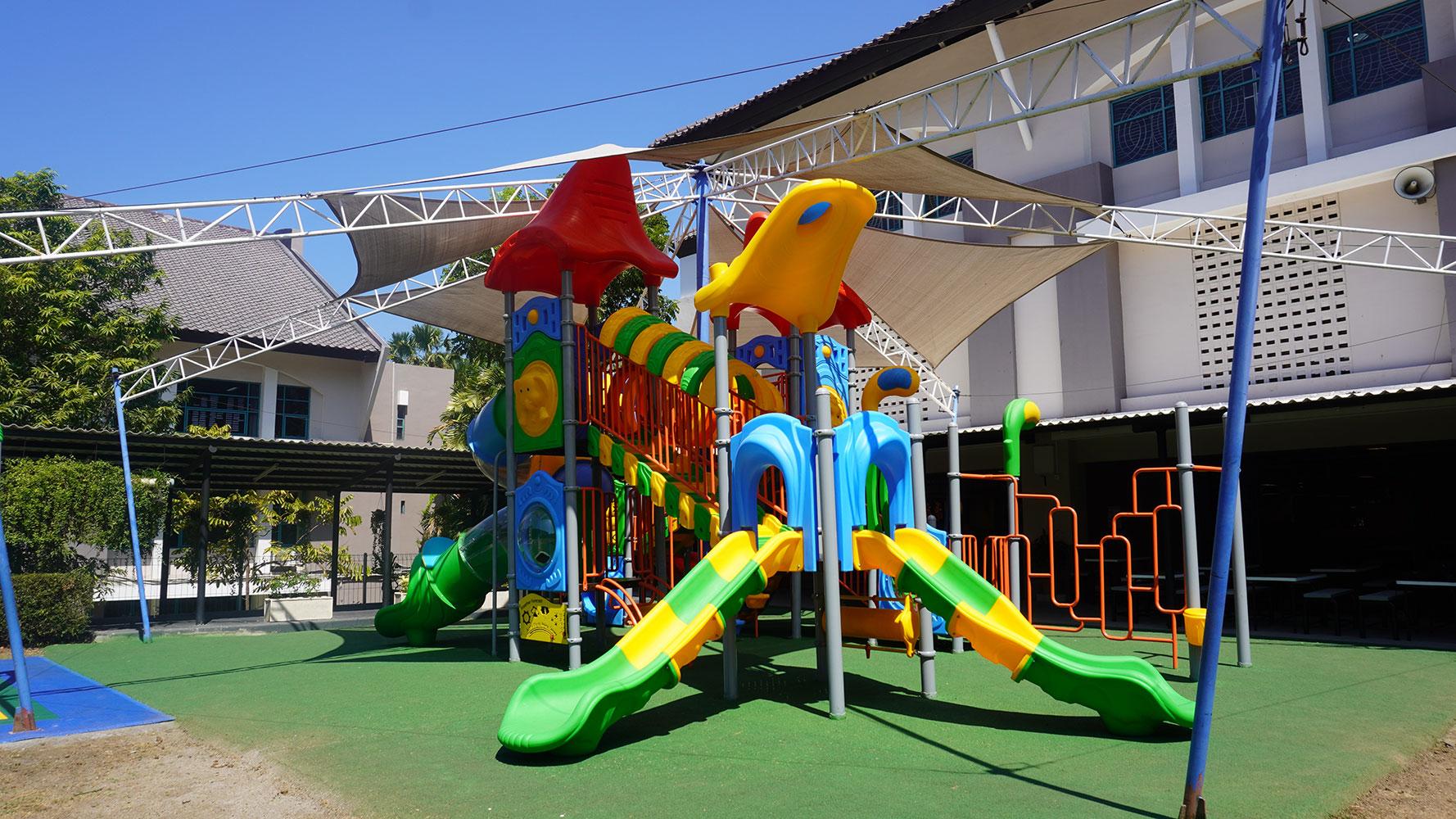 Playground Sekolah Ciputra Surabaya