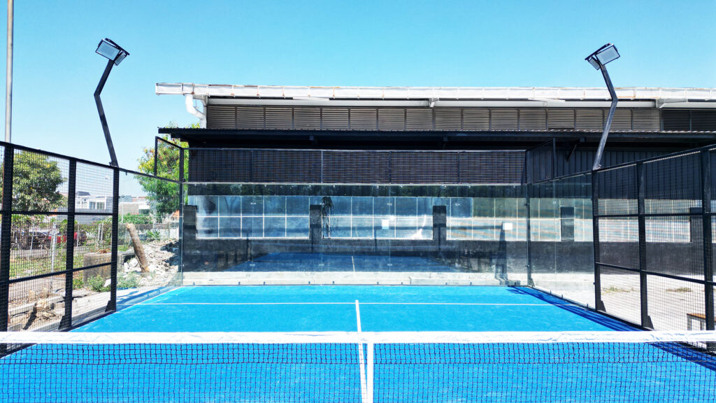 Lapangan Padel Eastmatix Puncak Permai Surabaya Barat